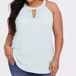 Torrid Mint Green Eyelet Keyhole Goddess Tank in Size 2 (18/20)